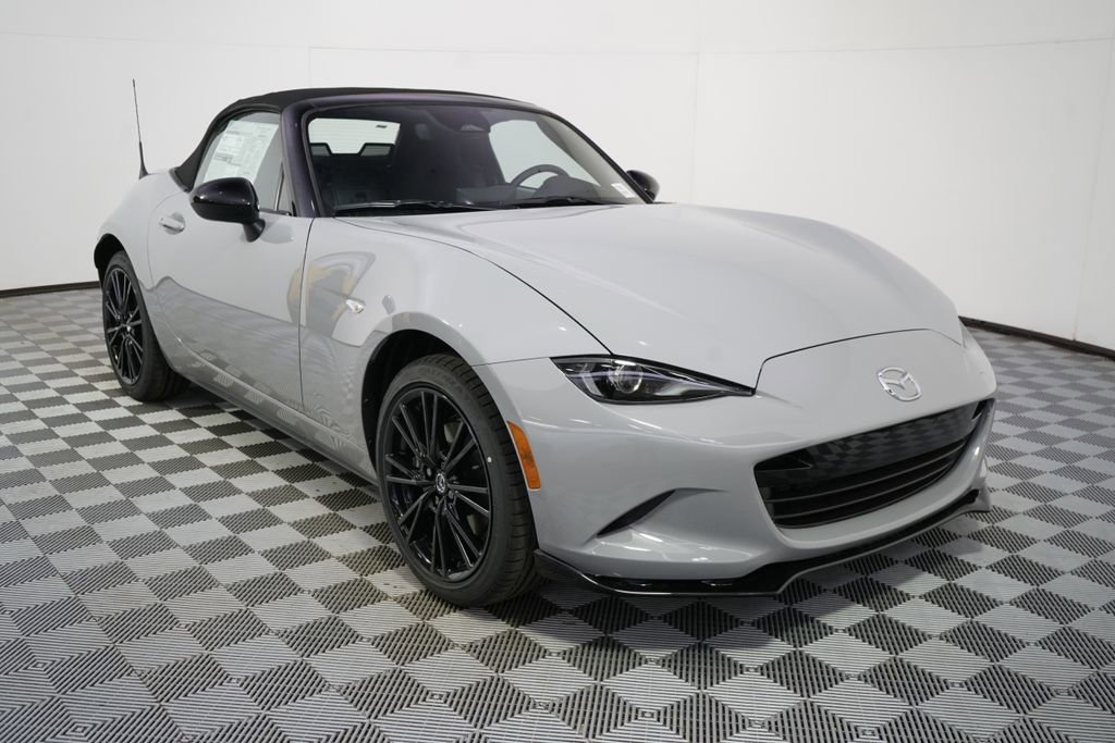 New 2026 MAZDA MX-5 Miata Club w/ Interior Package RWD image 9