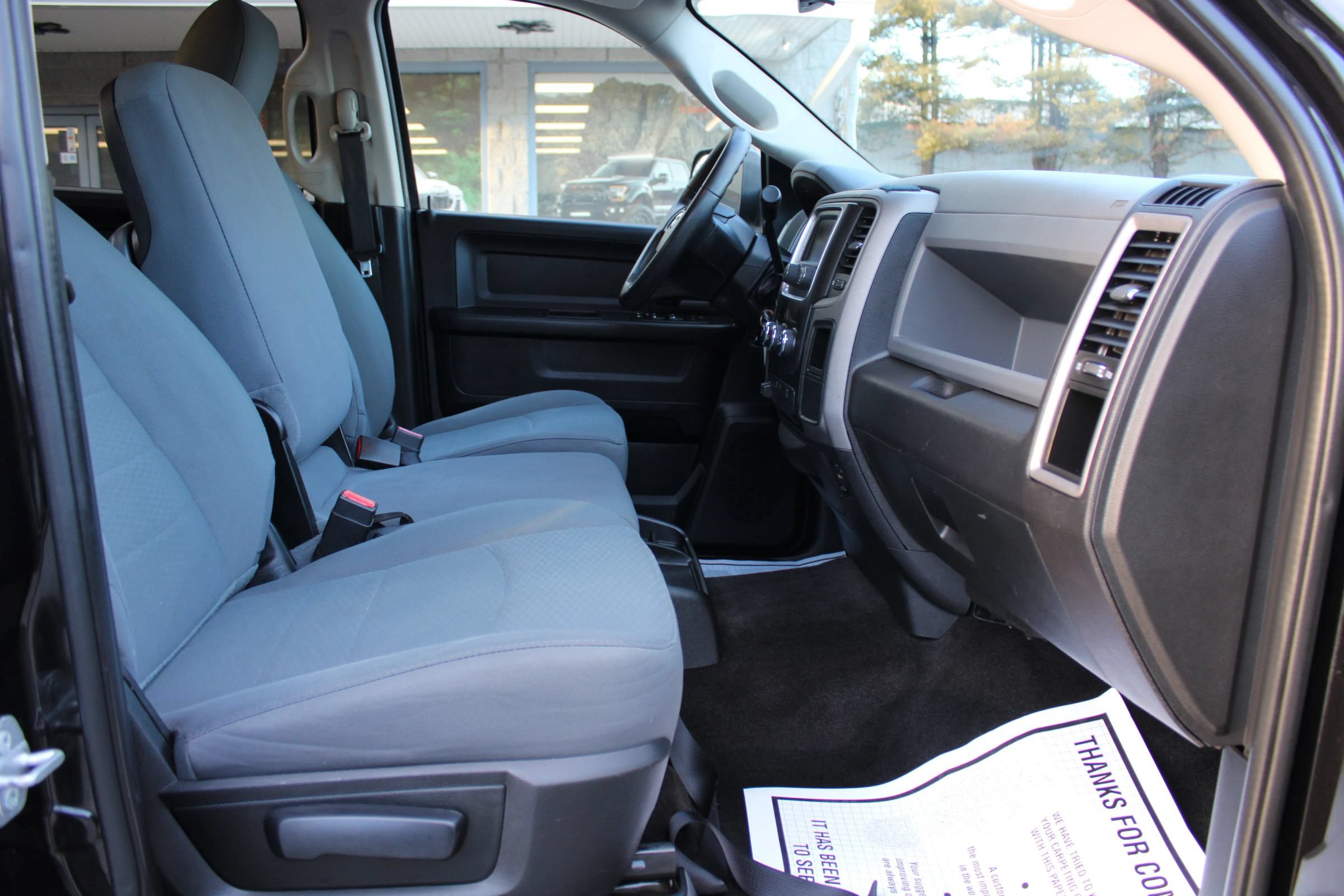 Used 2016 RAM 3500 Tradesman w/ Chrome Appearance Group RWD image 15