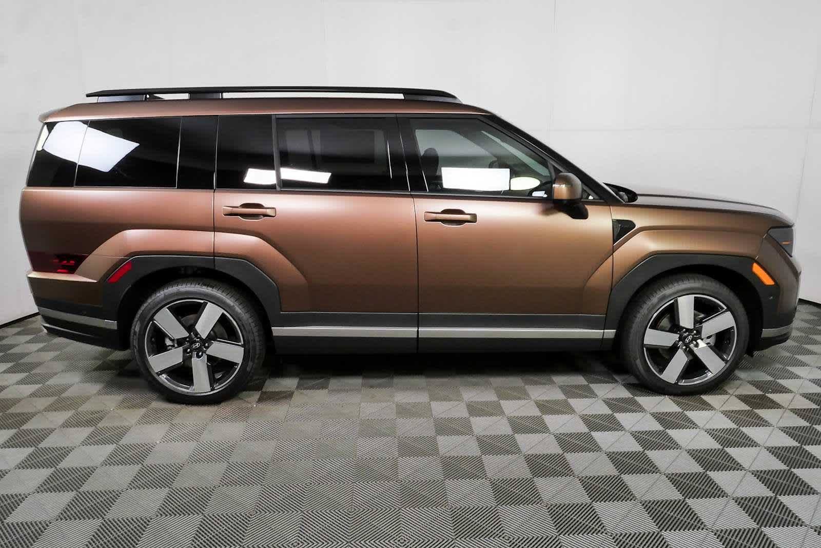 New 2026 Hyundai Santa Fe Limited FWD image 2