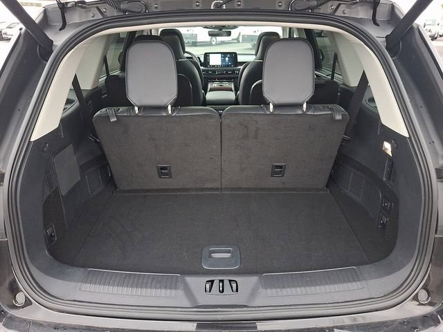 Certified 2025 Lincoln Aviator Reserve w/ Equipment Group 201A image 28