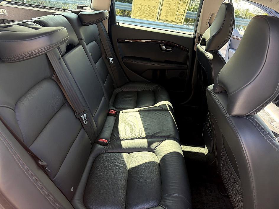 Used 2013 Volvo XC70 3.2 image 20