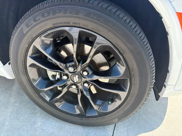 Used 2025 Dodge Durango GT w/ Blacktop Package RWD image 30