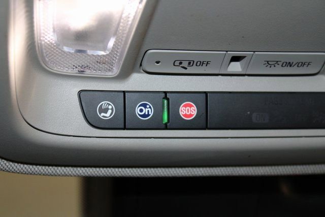 Certified 2022 Cadillac XT4 Luxury w/ Cold Weather Package image 22