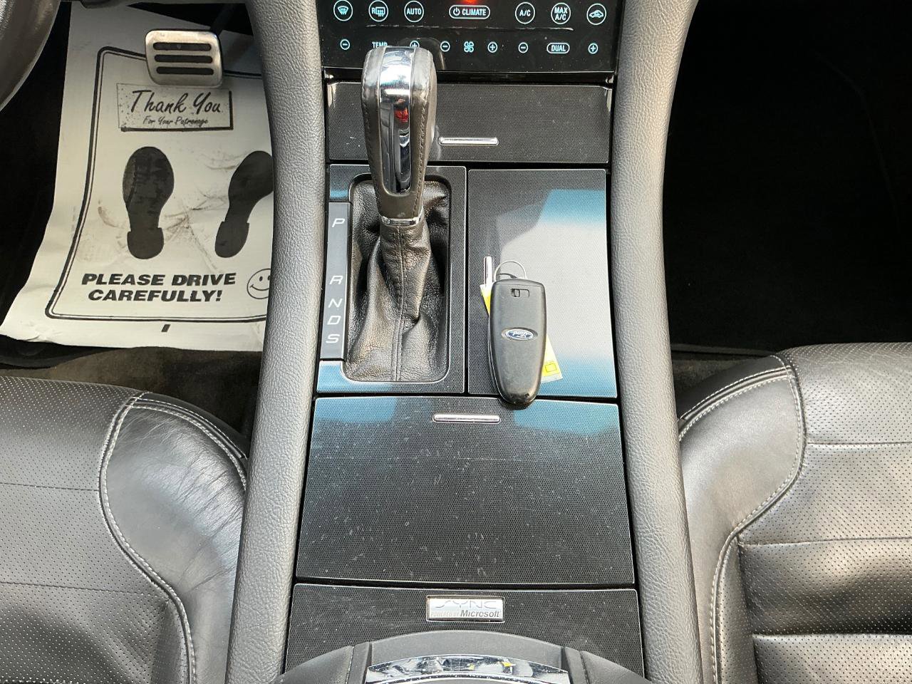 Used 2013 Ford Taurus SHO image 21