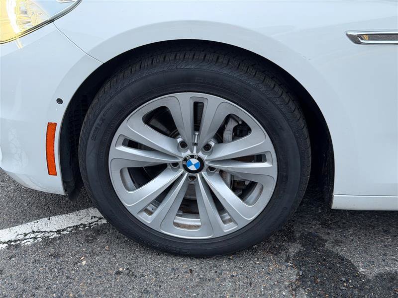 Used 2017 BMW 535i Gran Turismo image 14