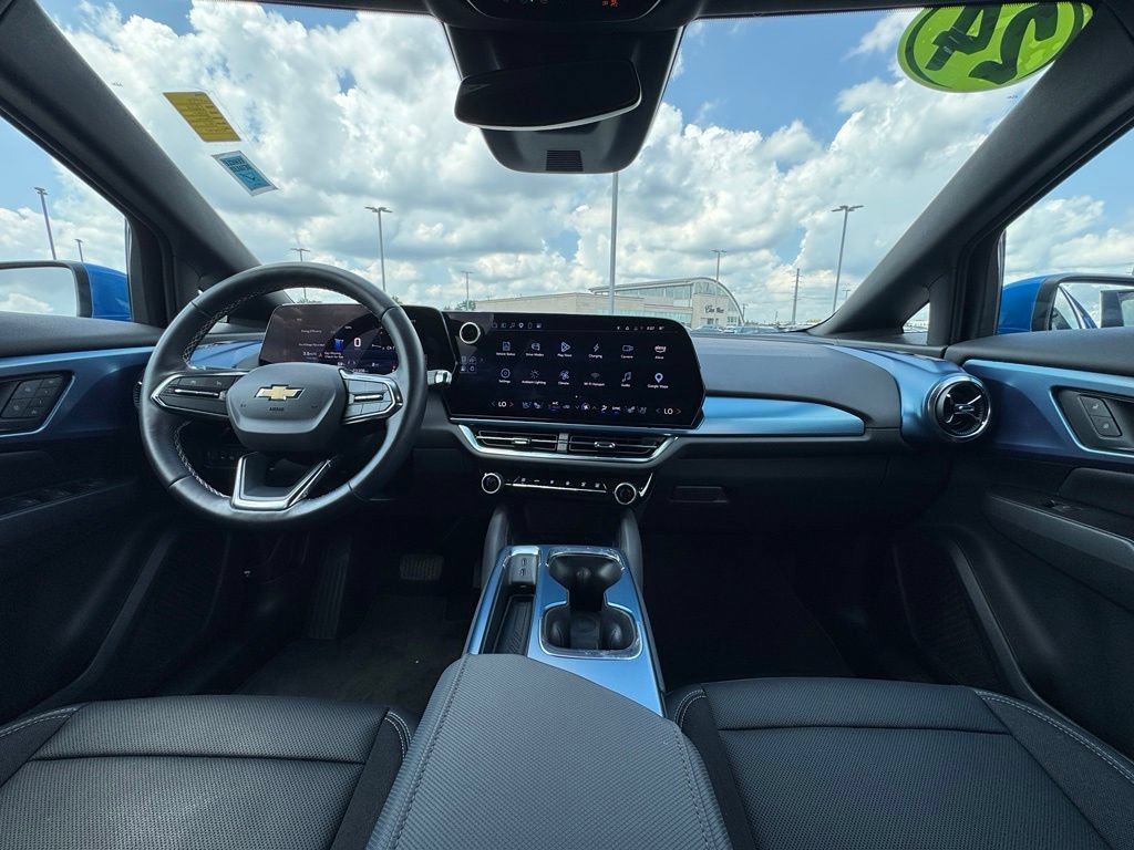 Used 2024 Chevrolet Equinox EV LT FWD image 21