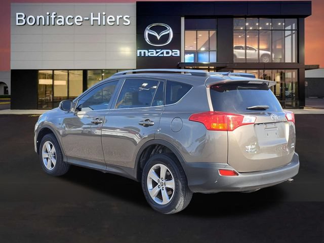 Used 2015 Toyota RAV4 XLE AWD/4WD image 4
