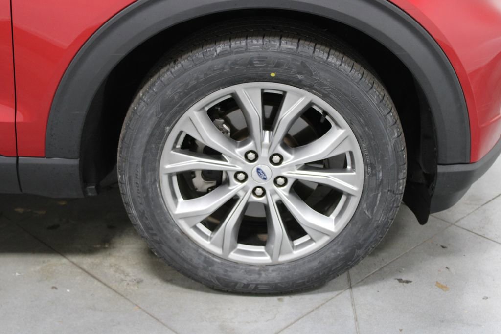 Used 2023 Ford Explorer Limited image 12