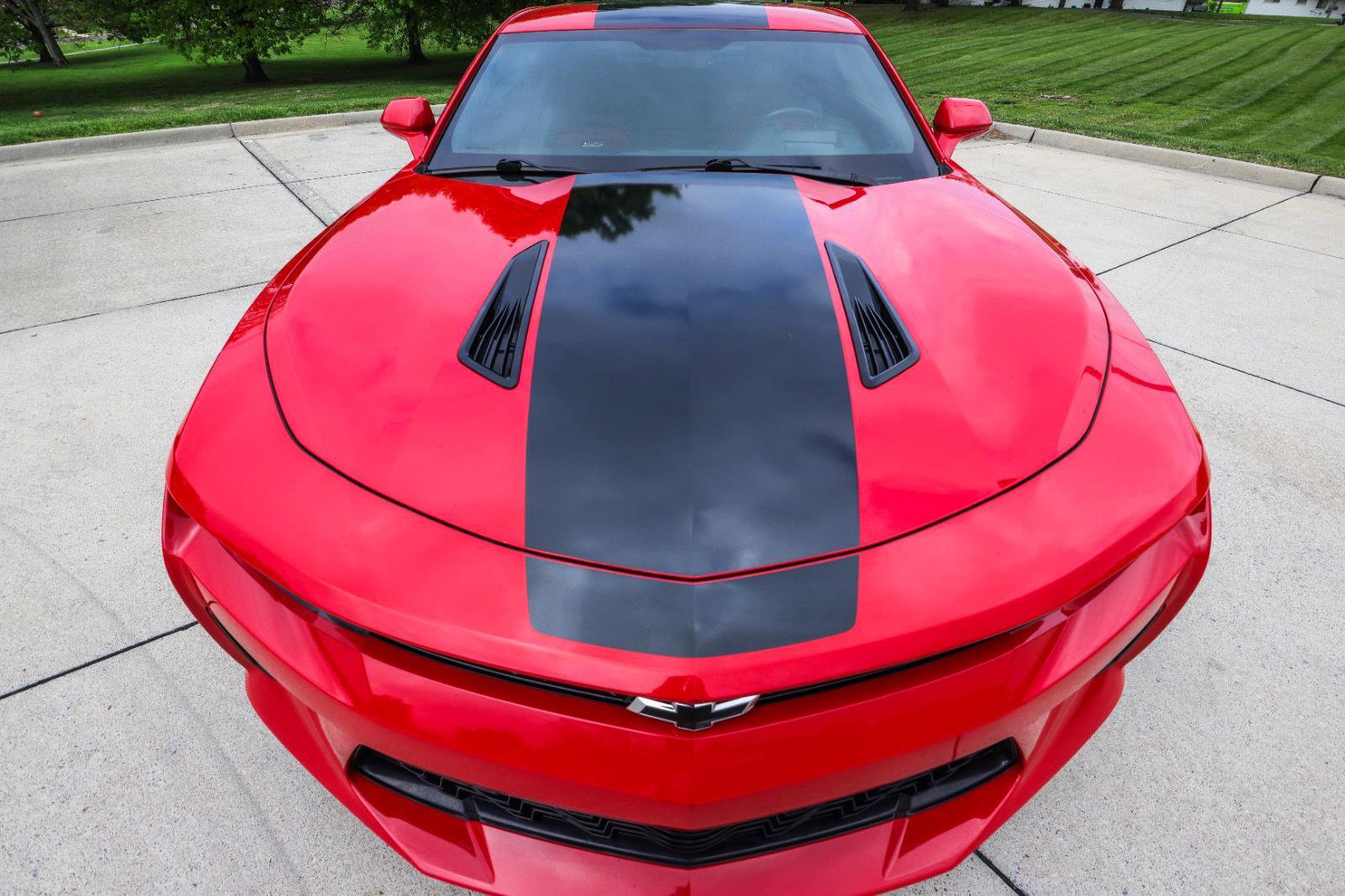 Used 2016 Chevrolet Camaro SS RWD image 21
