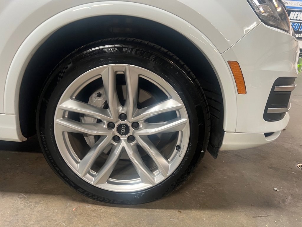 Used 2018 Audi Q7 3.0T Prestige image 12