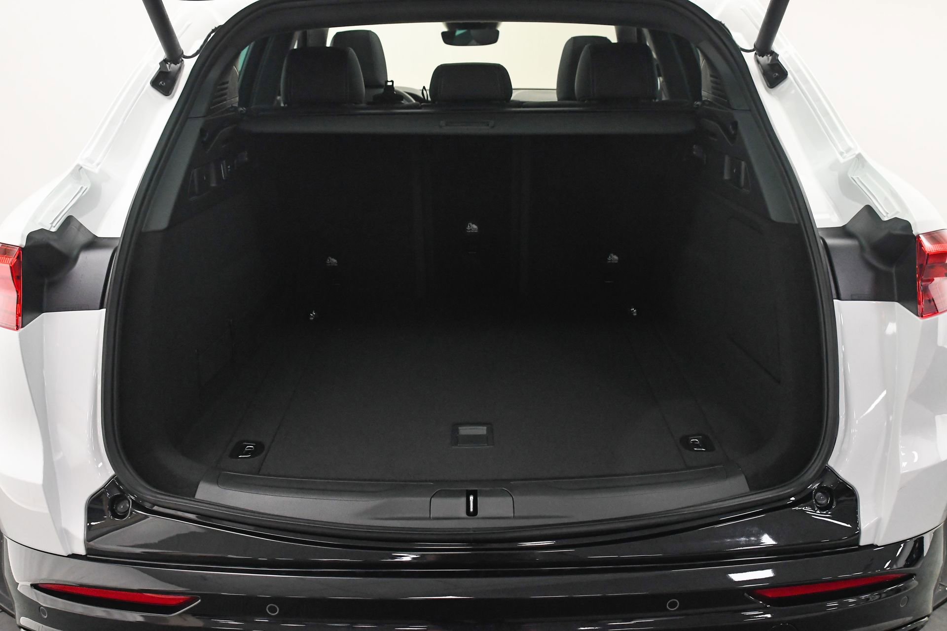 New 2025 Maserati Grecale Modena image 7