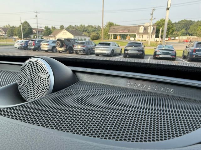 Used 2022 Volvo XC90 T8 R-Design w/ Advanced Package image 30