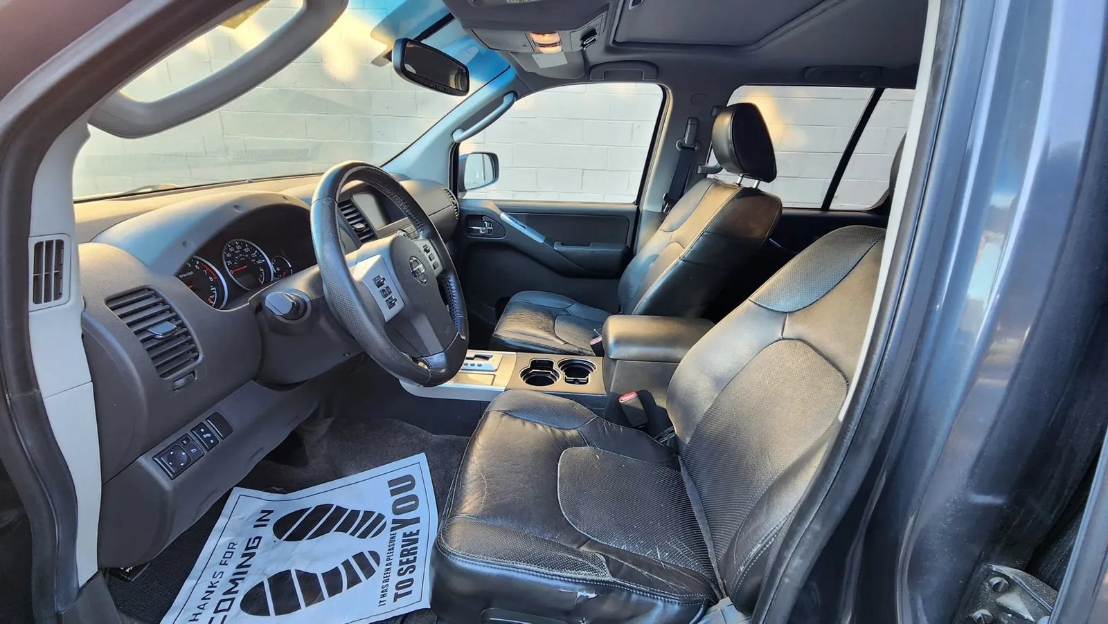 Used 2012 Nissan Pathfinder Silver AWD/4WD image 13