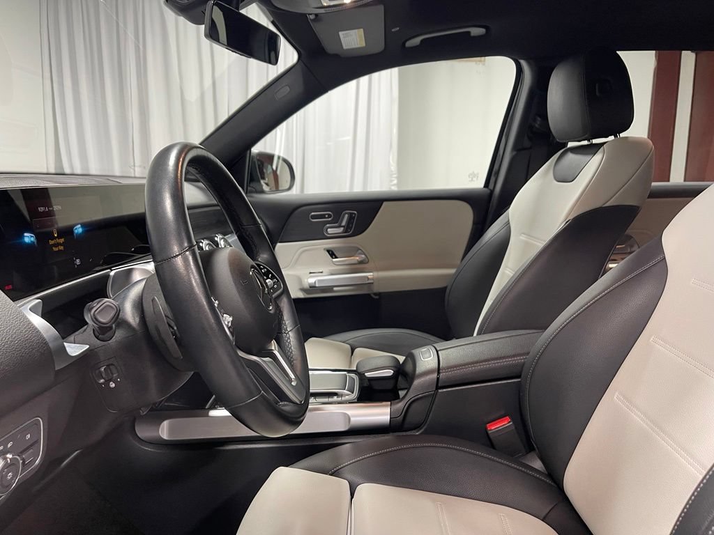 Certified 2023 Mercedes-Benz GLB 250 4MATIC image 20