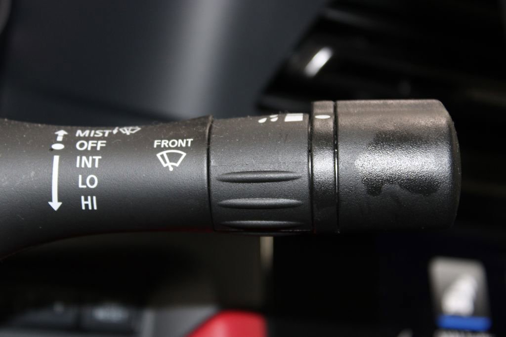 Used 2024 Nissan Z Performance w/ Floor Mat Package image 32