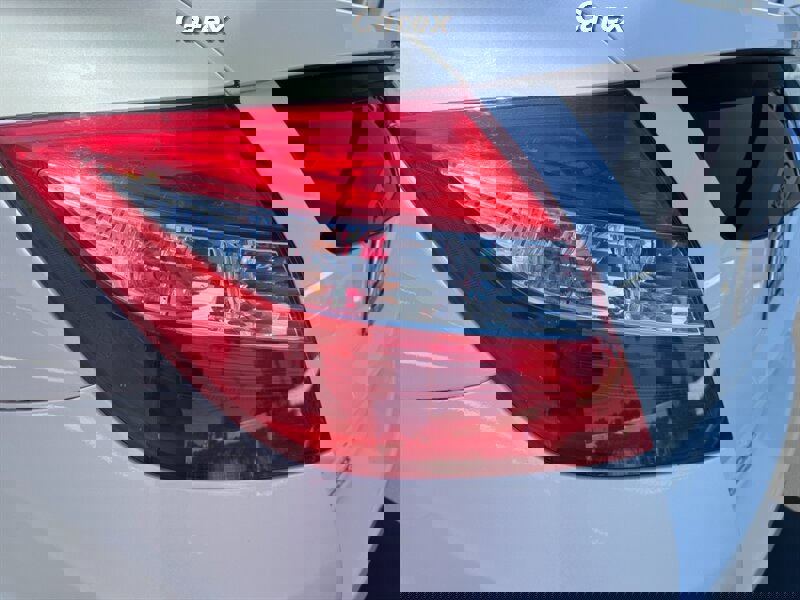 Used 2014 Honda Crosstour EX-L image 10