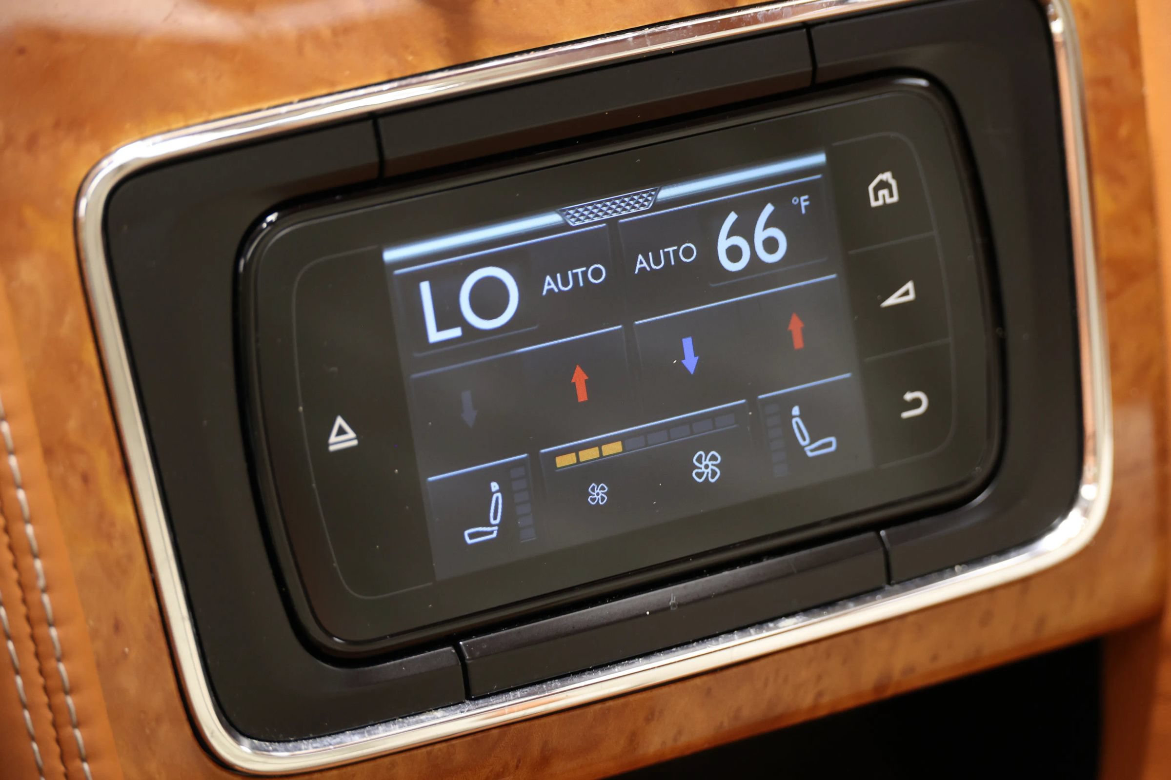 Used 2018 Bentley Flying Spur V8 AWD/4WD image 65