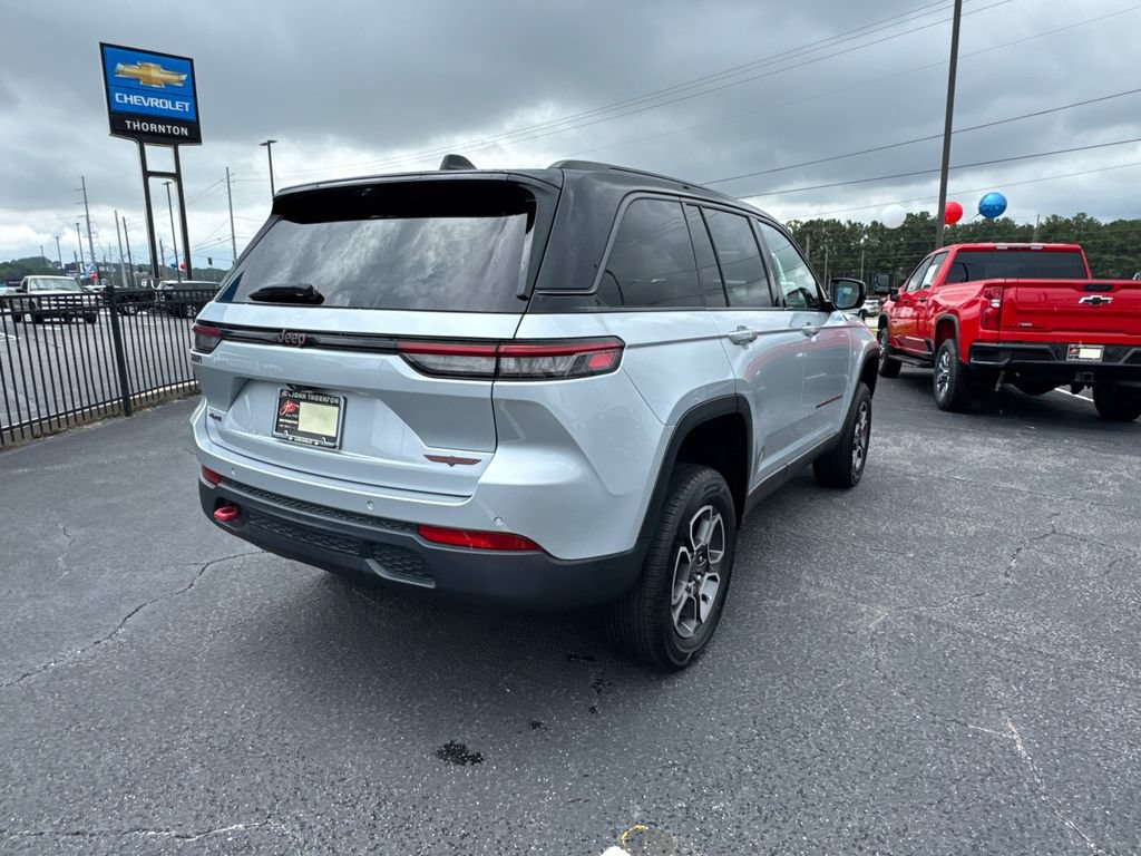 Used 2022 Jeep Grand Cherokee Trailhawk w/ ADV Protech Group II AWD/4WD image 6