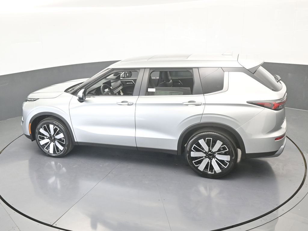 New 2026 Mitsubishi Outlander SE FWD image 49