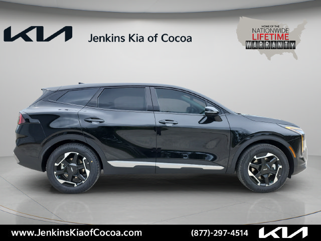 New 2027 Kia Sportage S FWD image 3