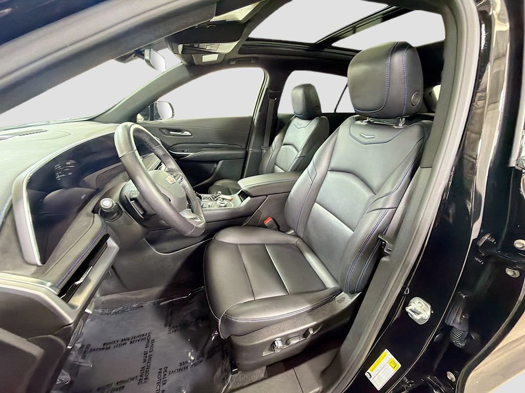 Certified 2024 Cadillac XT4 Sport w/ Trailering Package AWD/4WD image 22