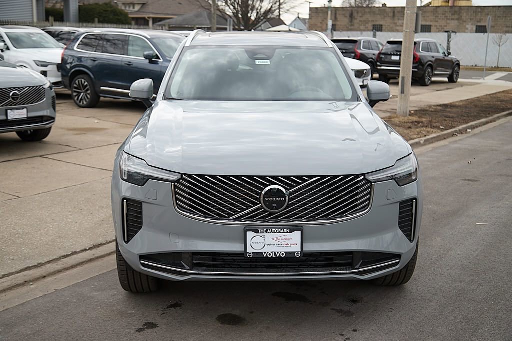 New 2026 Volvo XC90 B6 Plus w/ Protection Package image 5