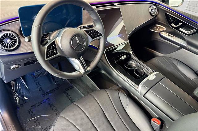 New 2026 Mercedes-Benz EQE 320 4MATIC SUV image 9