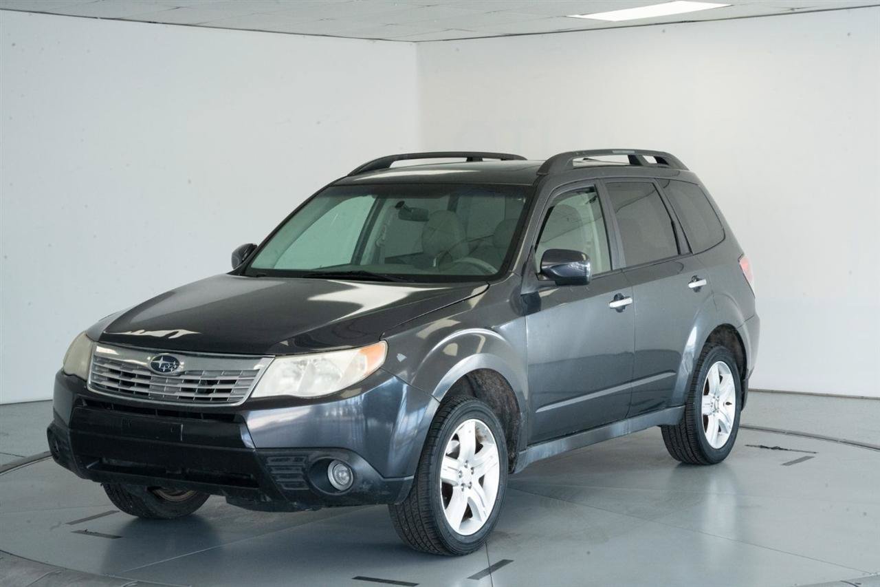 Used 2010 Subaru Forester 2.5X Limited AWD/4WD image 3