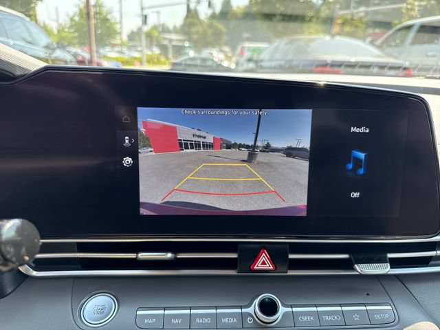 Used 2023 Hyundai Elantra SEL w/ Convenience Package FWD image 25