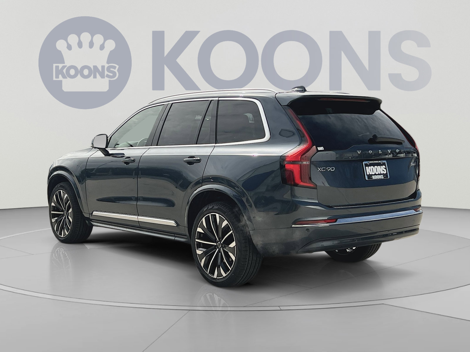 New 2026 Volvo XC90 B6 Plus w/ Protection Package Premier AWD/4WD image 14