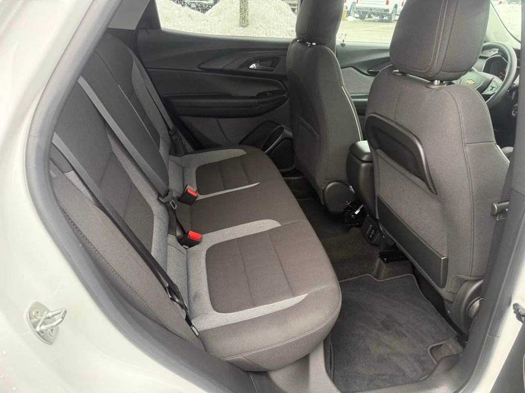 Used 2023 Chevrolet TrailBlazer LT w/ Convenience Package image 13