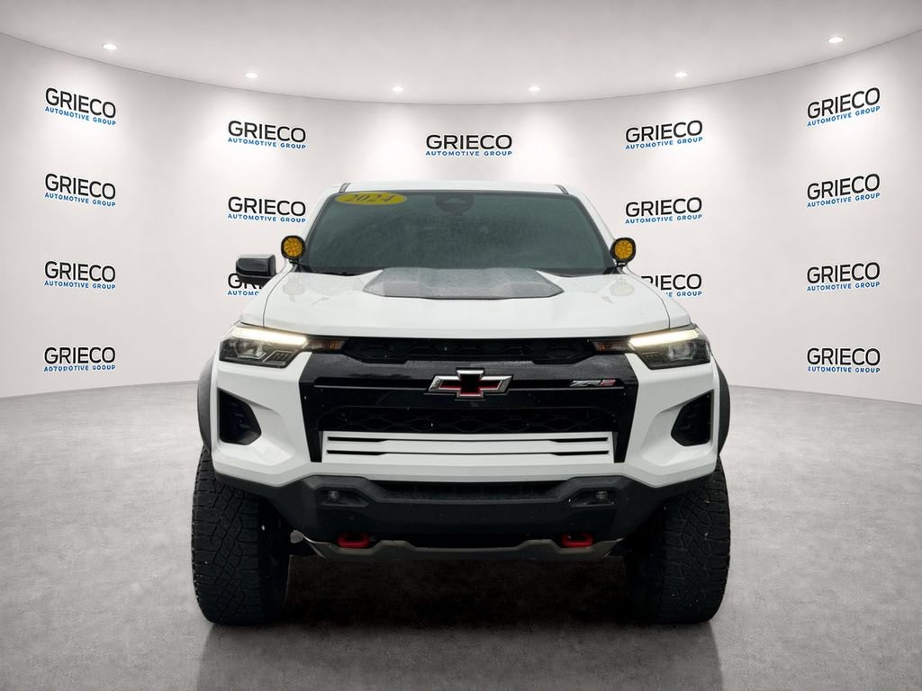 Certified 2024 Chevrolet Colorado ZR2 w/ ZR2 Convenience Package III AWD/4WD image 2