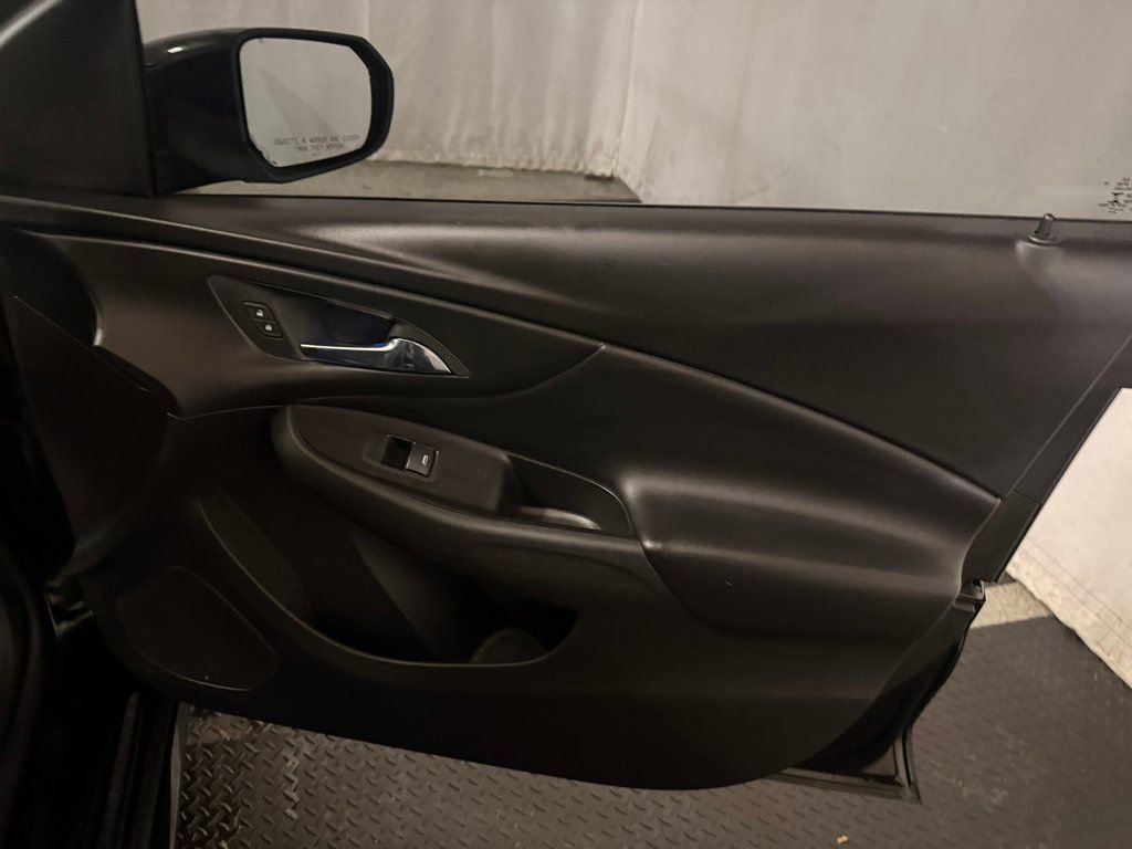Used 2017 Chevrolet Volt LT image 29