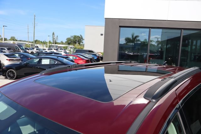 Used 2023 Chrysler Pacifica Limited w/ Trailer Tow Group AWD/4WD image 18