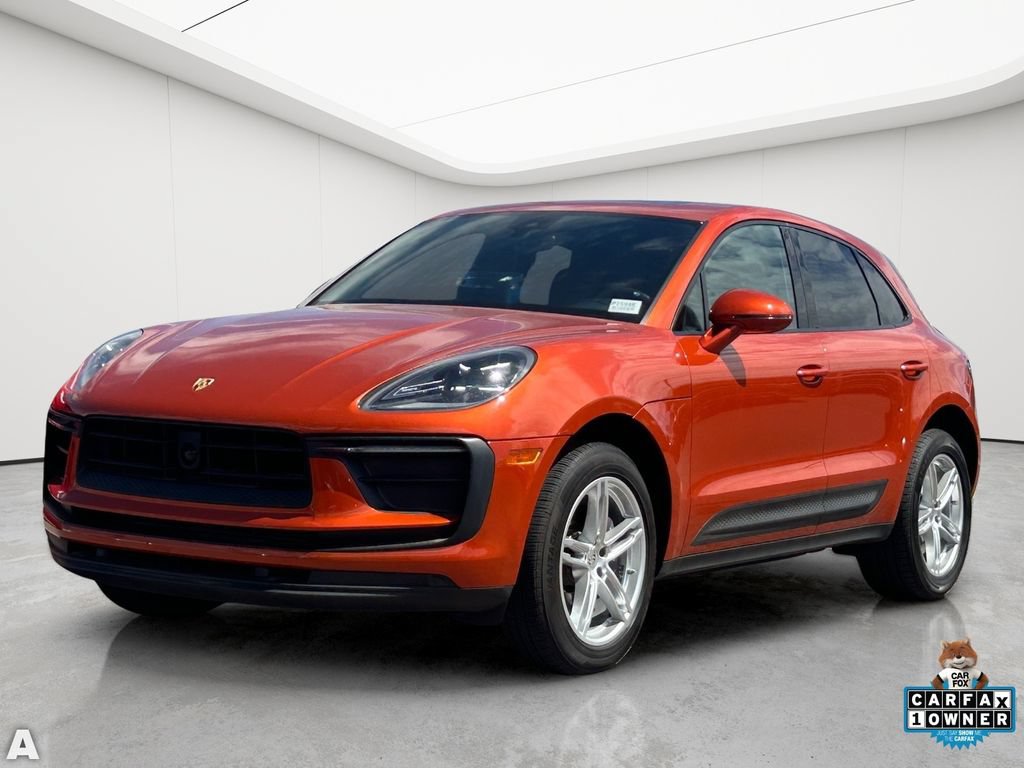 Used 2024 Porsche Macan AWD/4WD image 2