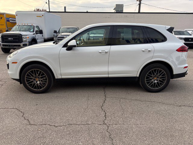 Used 2017 Porsche Cayenne Platinum Edition image 8