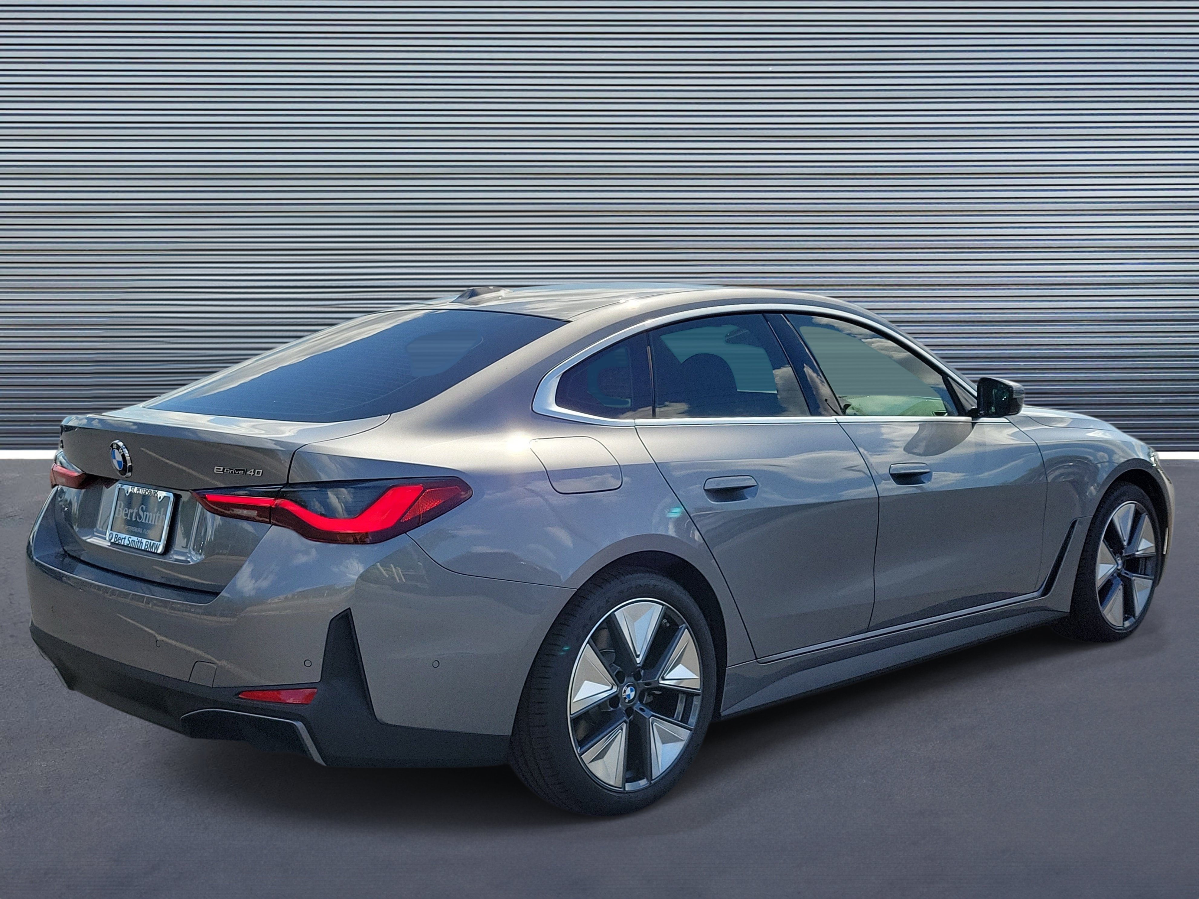 New 2026 BMW i4 eDrive40 w/ Premium Package RWD image 3