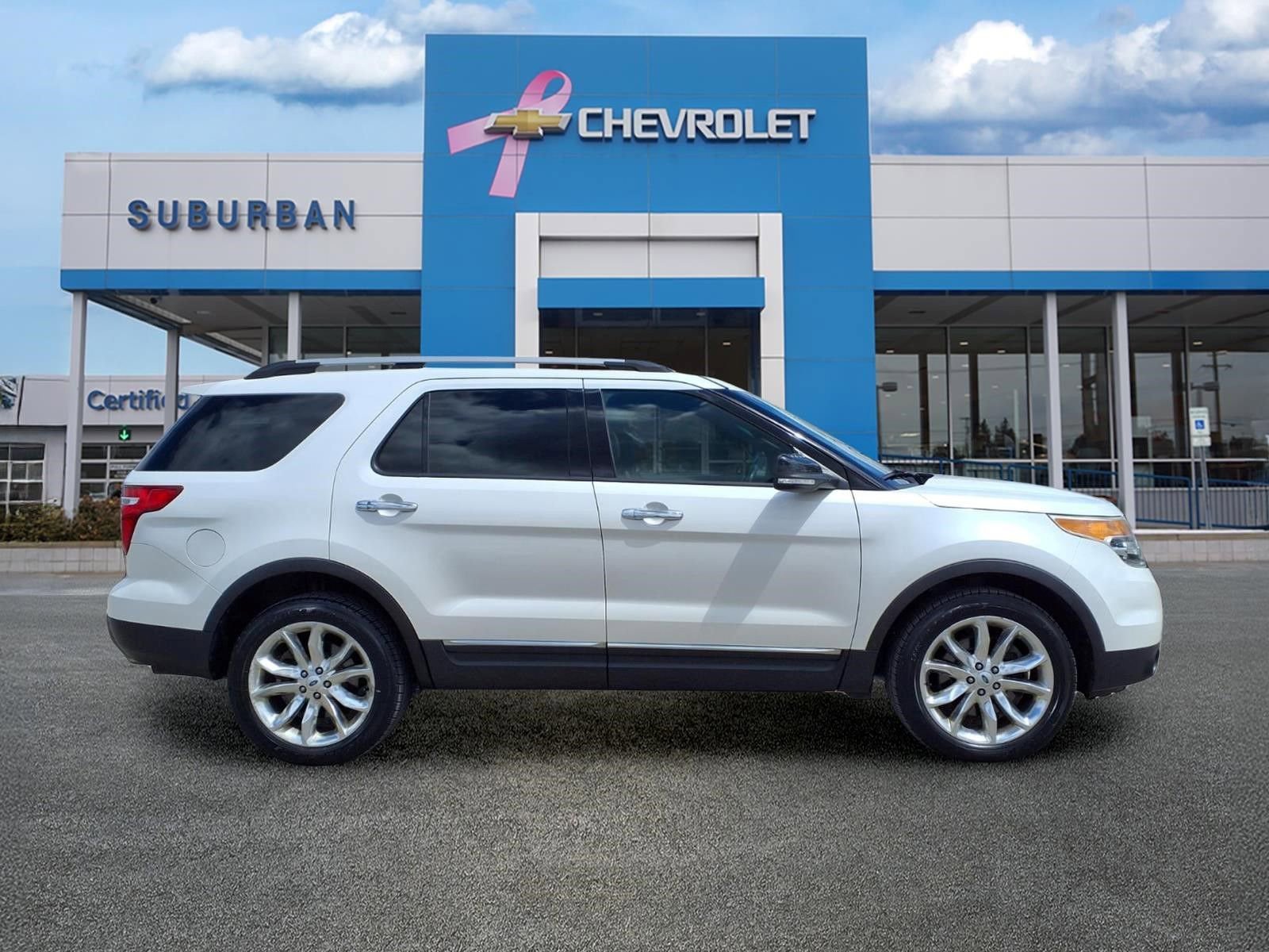 Used 2013 Ford Explorer XLT AWD/4WD image 4
