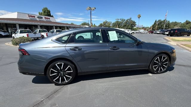 Used 2024 Honda Accord Touring image 3