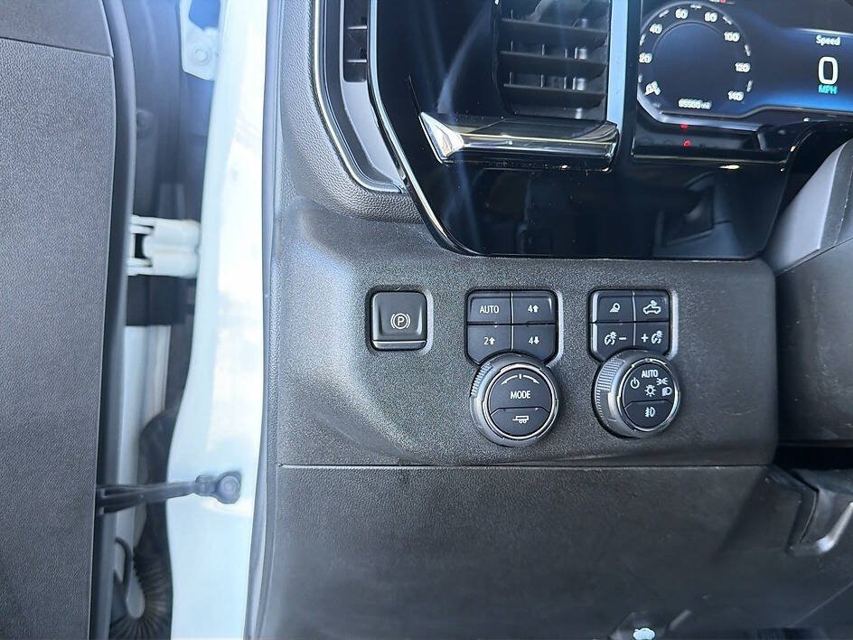 Used 2024 Chevrolet Silverado 1500 RST w/ RST All Star Premium Package AWD/4WD image 9