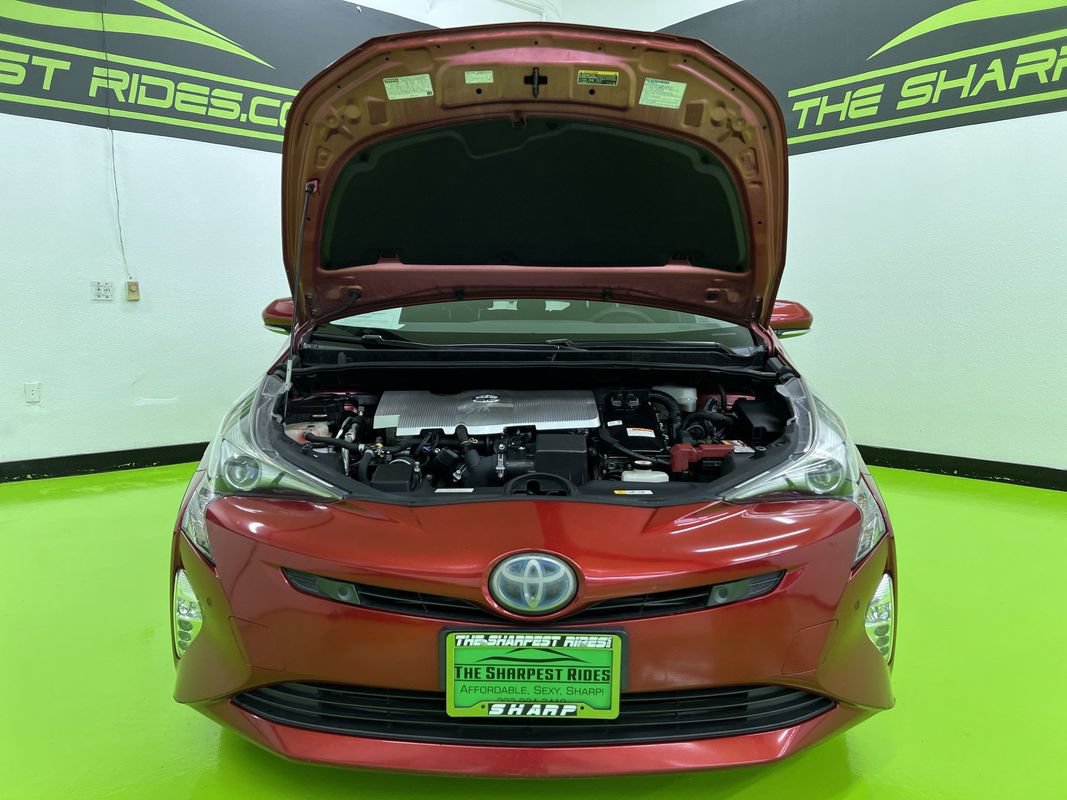 Used 2017 Toyota Prius FWD image 4