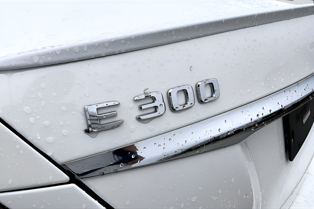 Used 2018 Mercedes-Benz E 300 image 31