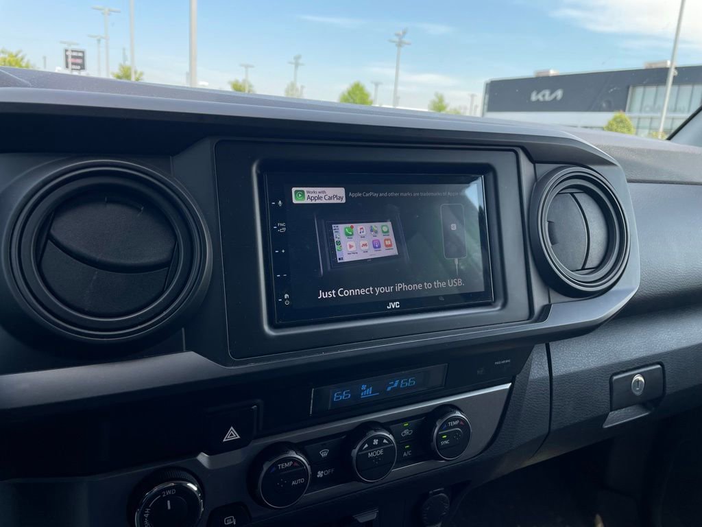 Used 2022 Toyota Tacoma SR image 16