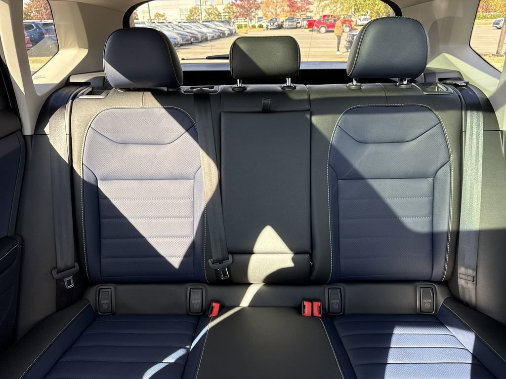 New 2026 Volkswagen Taos SEL image 31