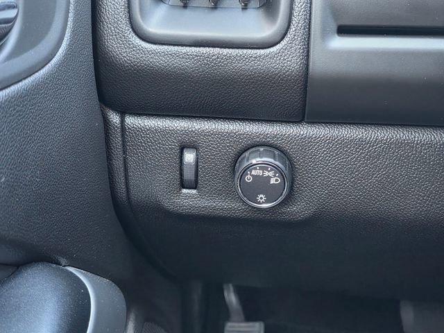 Used 2017 Chevrolet Colorado LT image 32