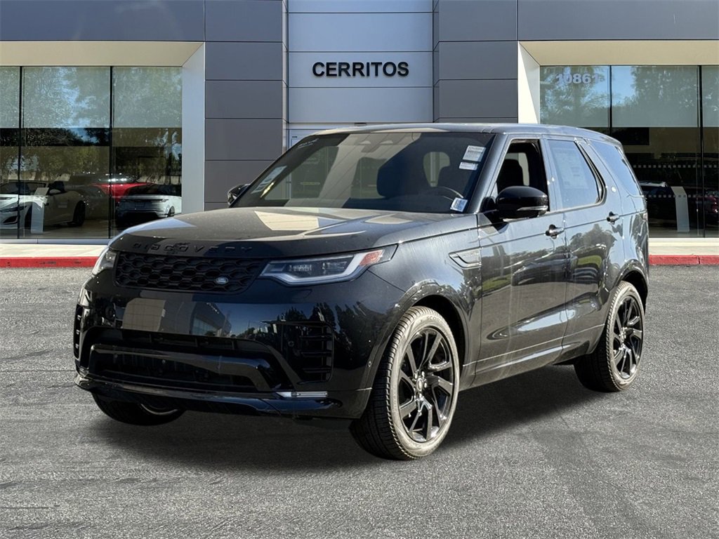 New 2025 Land Rover Discovery Dynamic SE