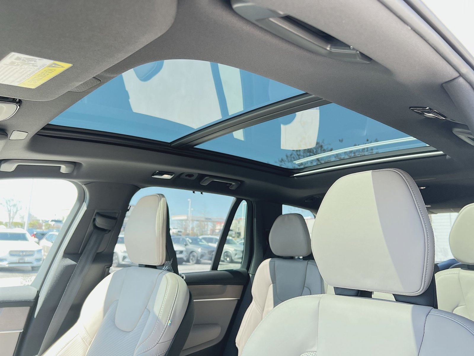 New 2026 Volvo XC90 T8 Ultra AWD/4WD image 32