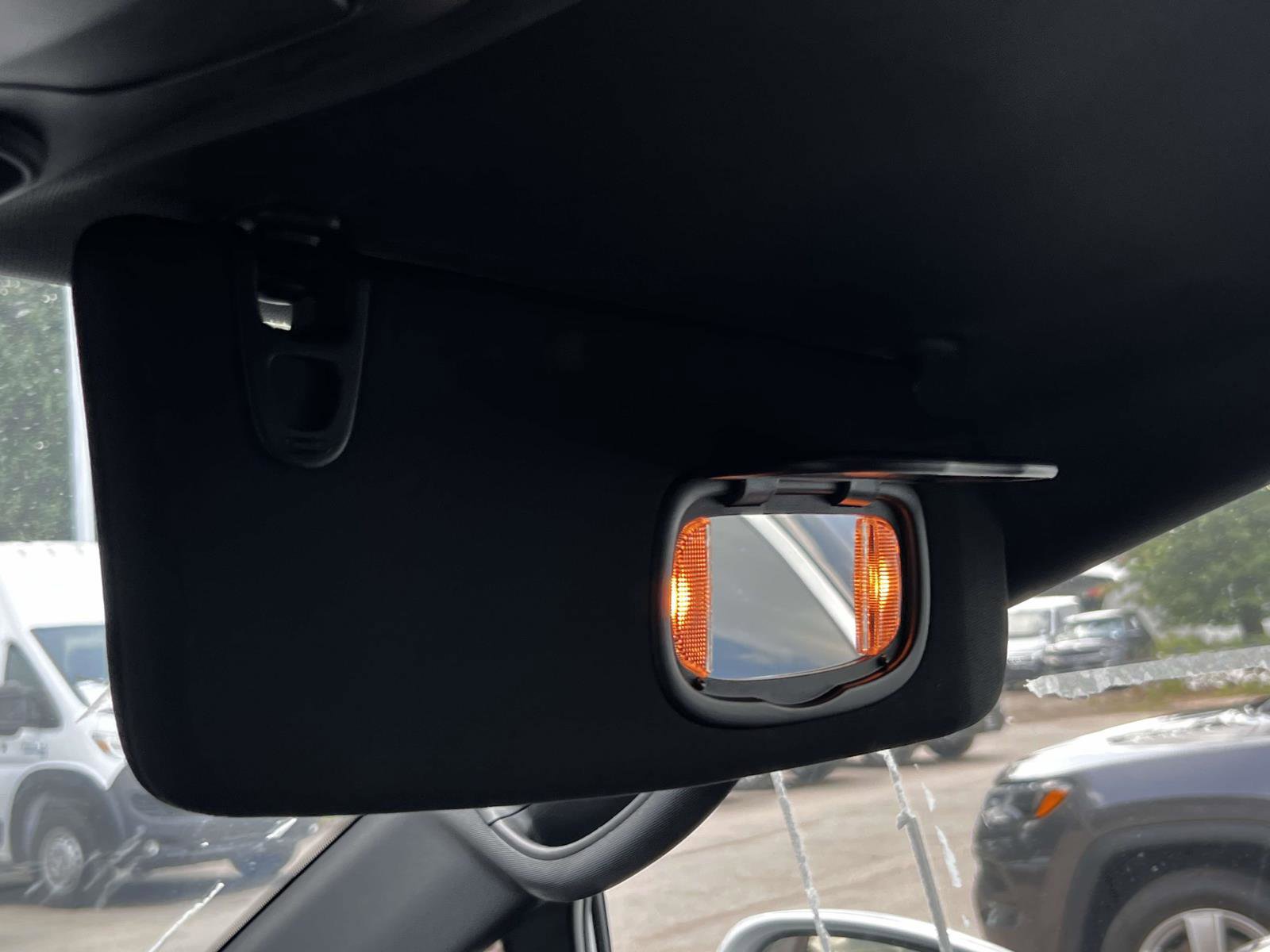 Used 2022 Chrysler Pacifica Limited w/ S Appearance Package image 9