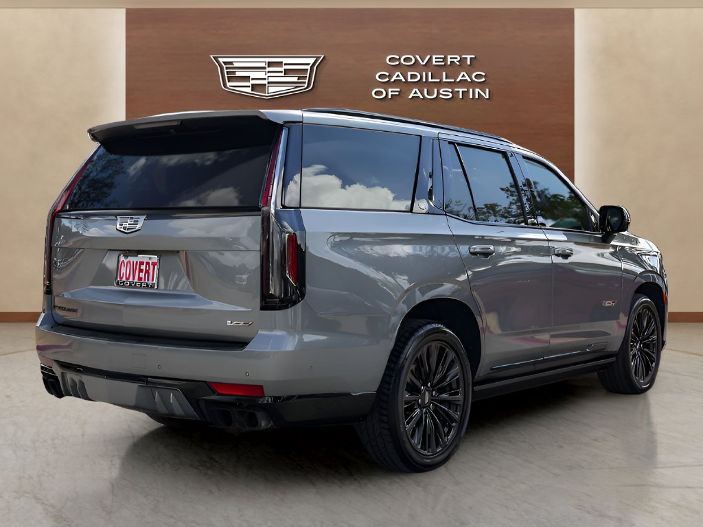 Used 2023 Cadillac Escalade V w/ LPO, ONYX Package AWD/4WD image 4