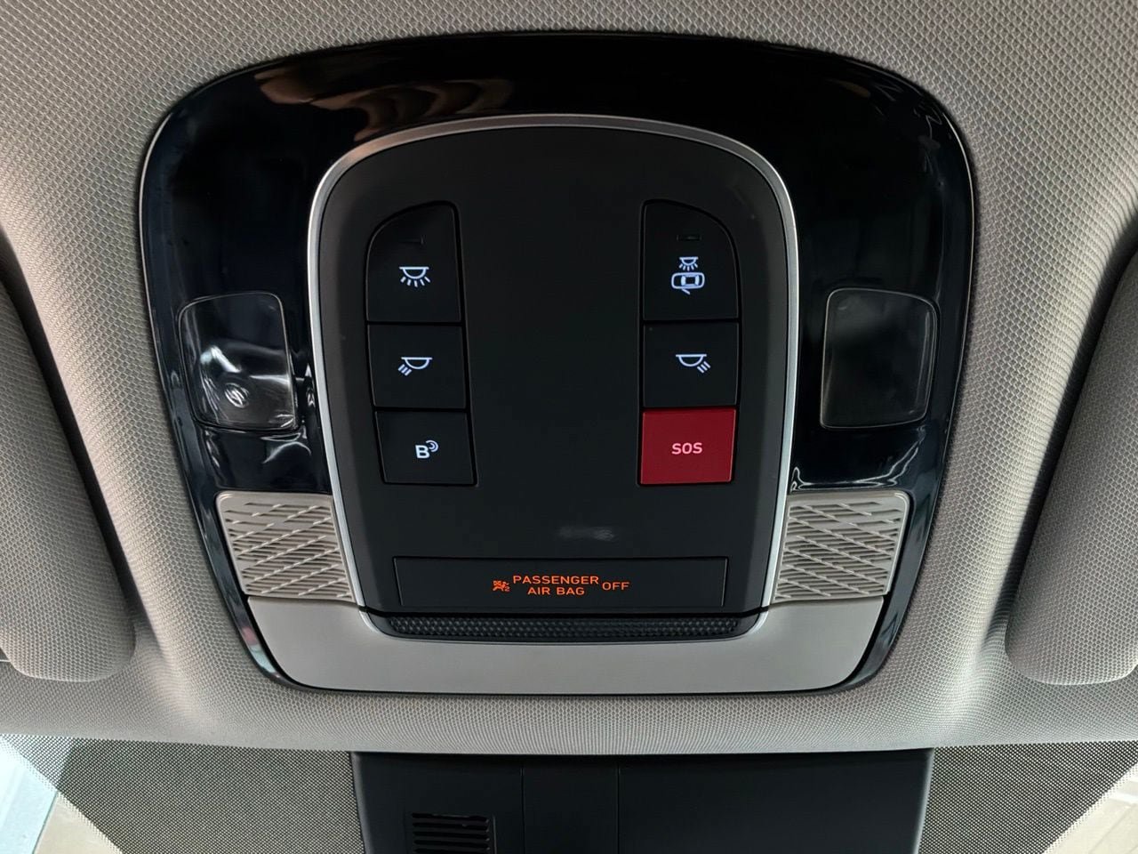 Used 2025 Hyundai Palisade SEL FWD image 19